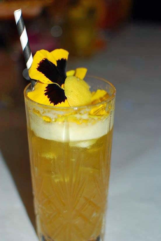 Fredrik Lundegårds vinnardrink i semifinalen av Årets Bartender 2014 "Spetsad tonkalemonad" nordefors.com