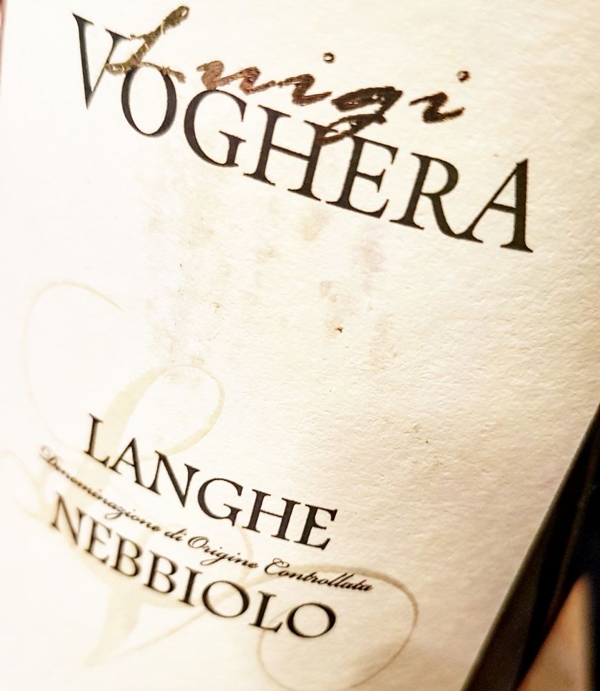 Rött vin Piemonte