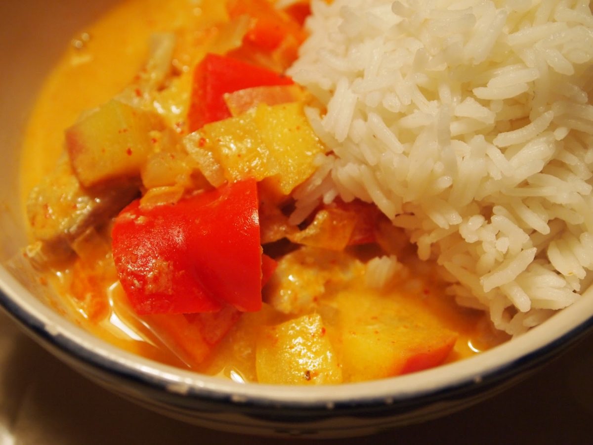 Röd currygryta med torsk